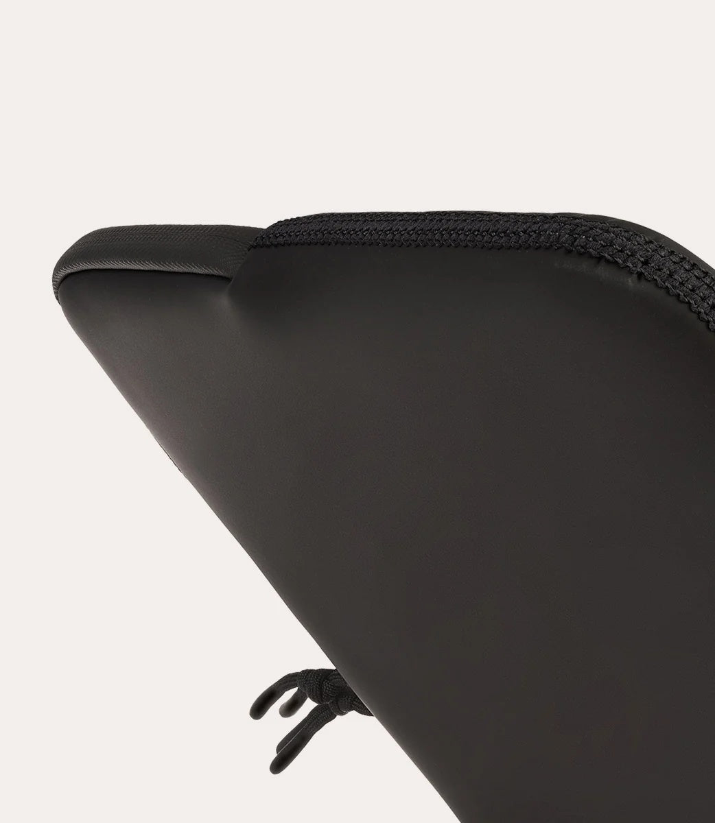 Tucano Custodia Laptop Silicon Valley BFSILIMB13-BK Silicone Nero 13"