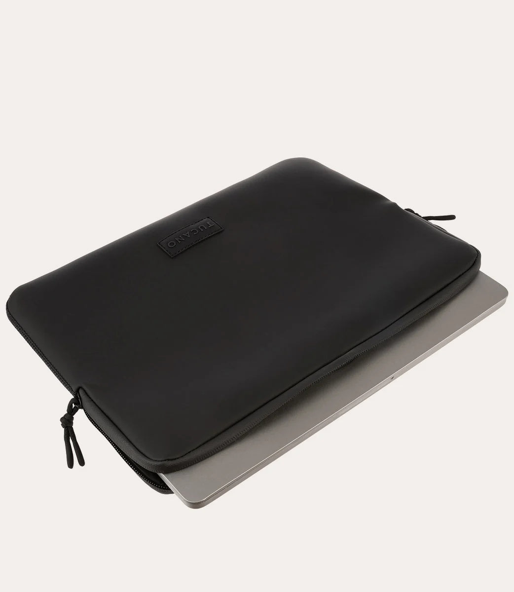 Tucano Custodia Laptop Silicon Valley BFSILIMB13-BK Silicone Nero 13"