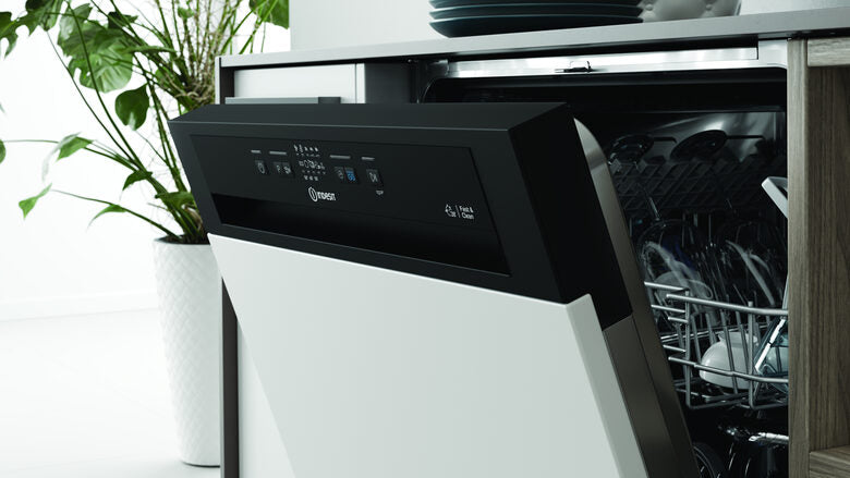 Indesit I3B L634 X Lavastoviglie a Incasso Scomparsa Parziale 14 coperti D