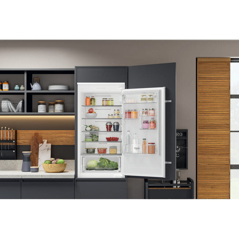Hotpoint HAC18 T111 frigorifero con congelatore Da incasso 250 L F Bianco