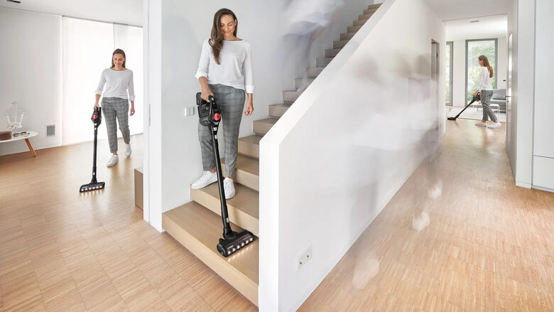 Bosch Serie 8 BCS82PWR25 aspirapolvere senza filo Nero, Rosso Senza sacchetto