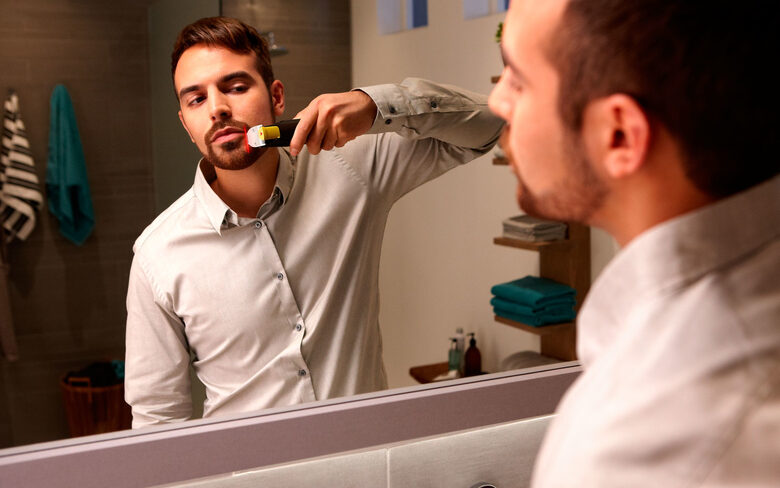 Philips BEARDTRIMMER Series 9000 regolabarba impermeabile BT9290/32