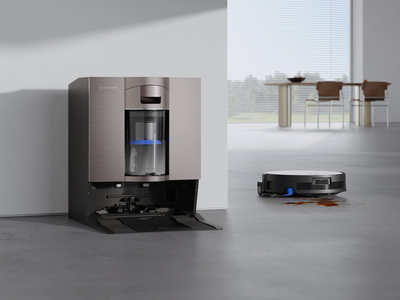 Ecovacs Deebot X11 OmniCyclone Nero