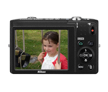 Nikon COOLPIX S2800 1/2.3" Fotocamera compatta 20,1 MP CCD 5152 x 3864 Pixel Argento