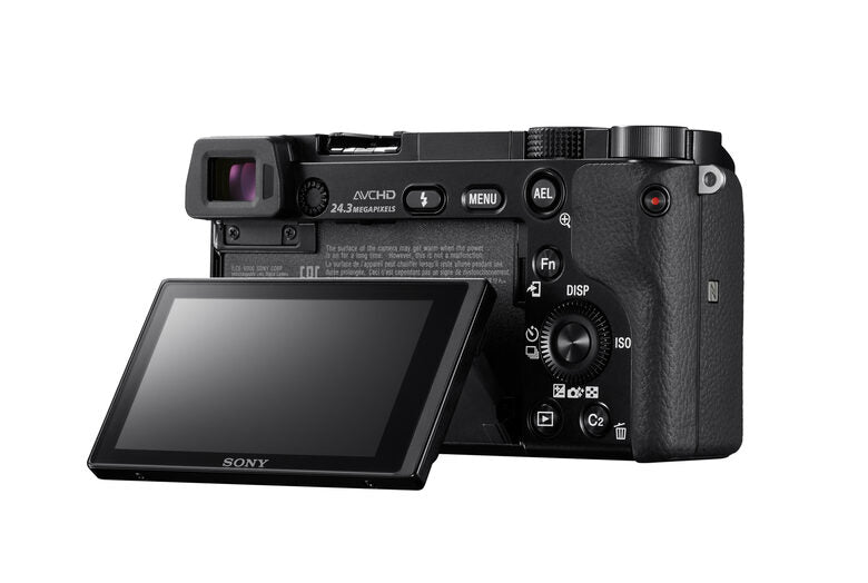 Sony Alpha 6000L, fotocamera mirrorless con obiettivo 16-50 mm, attacco E, sensore APS-C, 24.3 MP