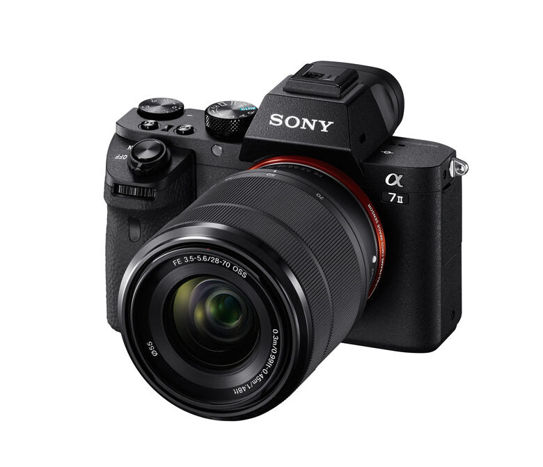 Sony α Alpha 7 II, fotocamera mirrorless con obiettivo 28-70mm, attacco E, sensore full-frame, 24.3 MP