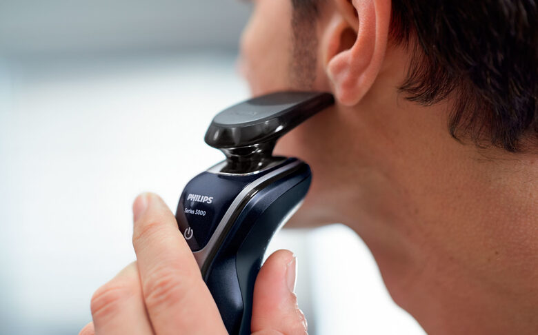 Philips SHAVER Series 5000 Rasoio elettrico per rasatura a secco S5520/45