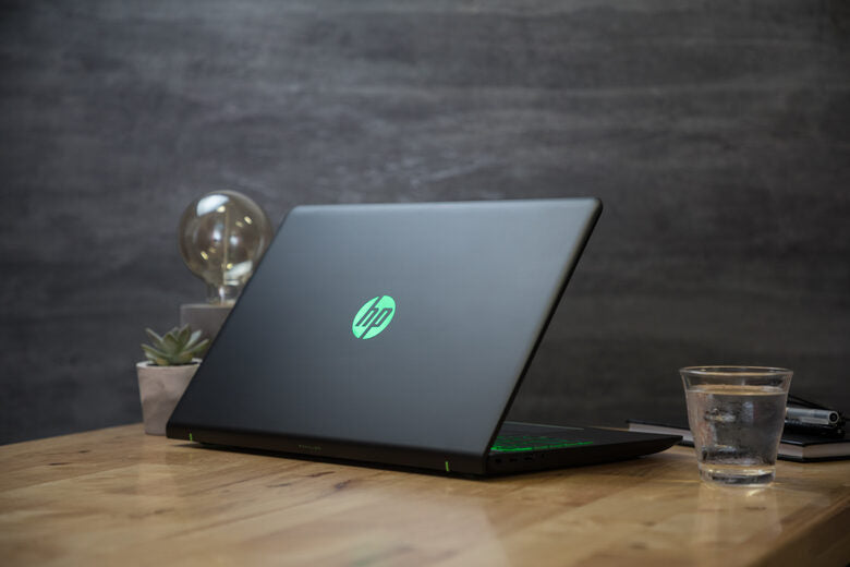 HP Pavilion Power 15-cb028nl Computer portatile 39,6 cm (15.6") Full HD Intel® Core™ i7 di settima generazione 8 GB DDR4-SDRAM 1128 GB HDD+SSD NVIDIA® GeForce® GTX 1050 Windows 10 Home Nero