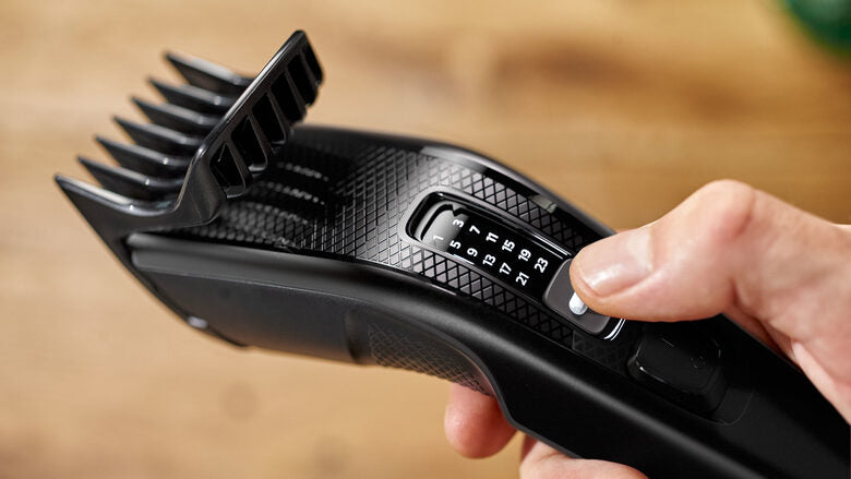 Philips HAIRCLIPPER Series 3000 Regolacapelli con lame in acciaio inossidabile