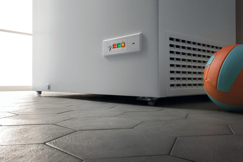Indesit OS 1A 300 H 2 Congelatore a Pozzetto Libera installazione F
