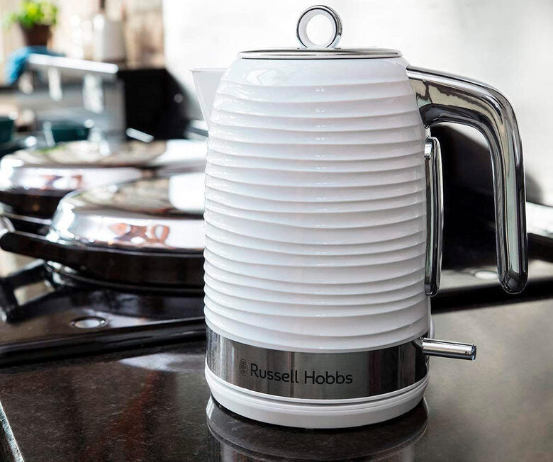 Russell Hobbs Inspire bollitore elettrico 1,7 L 2400 W Bianco