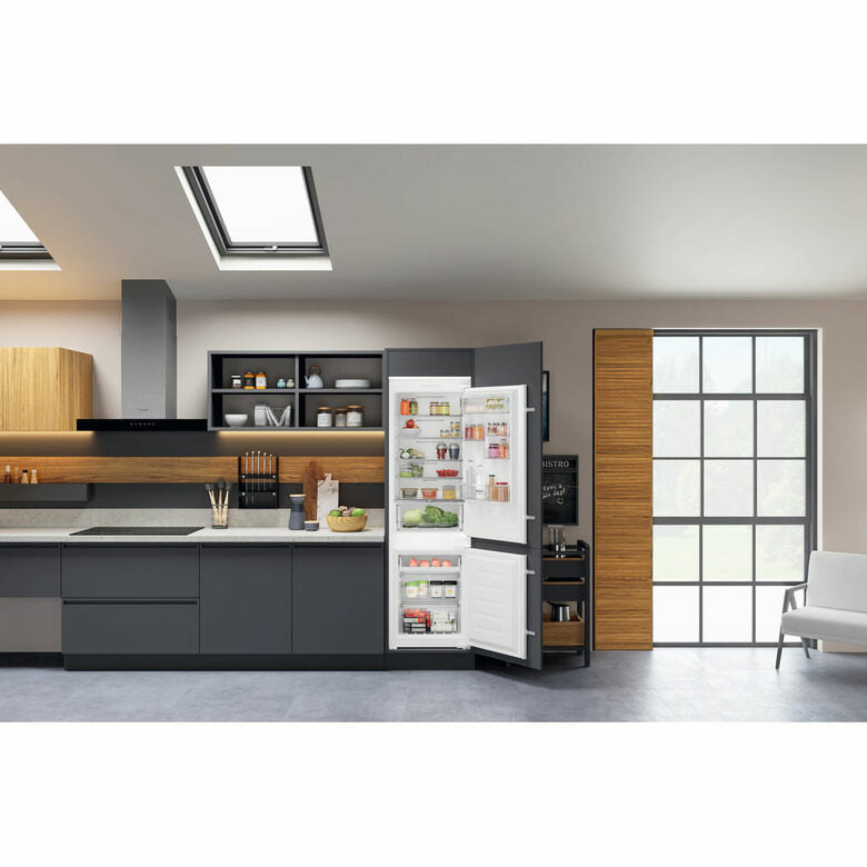 Hotpoint HAC18 T112 frigorifero con congelatore Da incasso