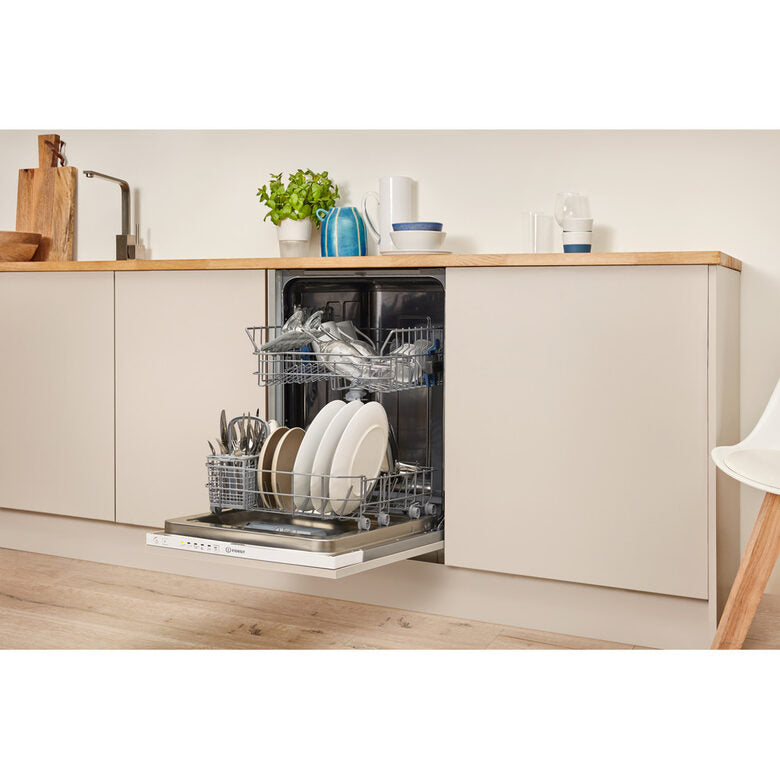 Indesit DSIE 2B10 Lavastoviglie a Incasso Scomparsa Totale 10 coperti F