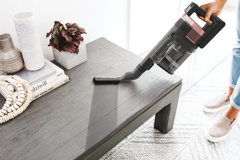 Shark Stratos Aspirapolvere a bastone 2 in 1 Batteria Secco Senza sacchetto Nero, Pesca