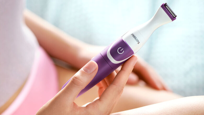 Philips Satinelle Essential Epilatore con filo compatto con rifinitore per la zona bikini.