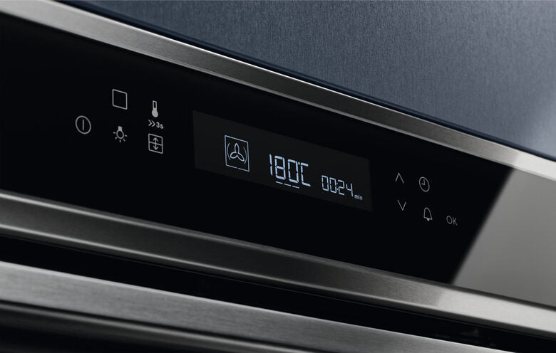 Electrolux EOB7S01X Forno a Incasso 70 L A+ Nero, Acciaio inossidabile