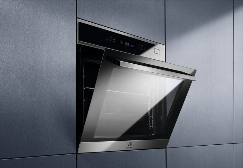 Electrolux EOB7S01X Forno a Incasso 70 L A+ Nero, Acciaio inossidabile