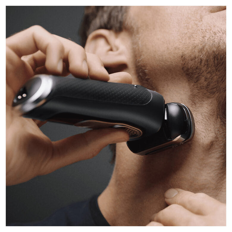 Braun Series 9 9360cc Rasoio Barba Elettrico, Stazione Di Pulizia Clean&Charge, Nero