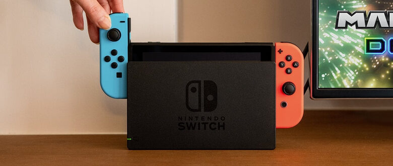 Nintendo Switch V2 2019 console da gioco portatile 15,8 cm (6.2") 32 GB Wi-Fi Nero, Blu, Rosso