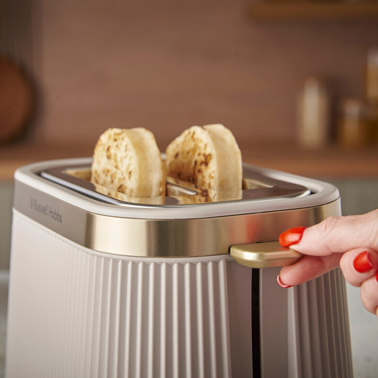 Russell Hobbs Bronte 6 2 fetta/e 980 W Oro, Colore della pietra