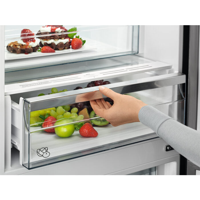 AEG RCB736D5MB frigorifero con congelatore Libera installazione 367 L D Nero, Grigio, Acciaio inossidabile