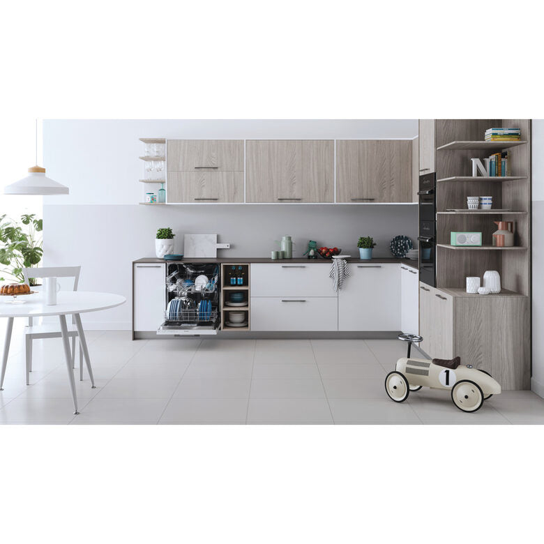 Indesit DIE 2B19 Lavastoviglie a Incasso Scomparsa Totale 13 coperti F