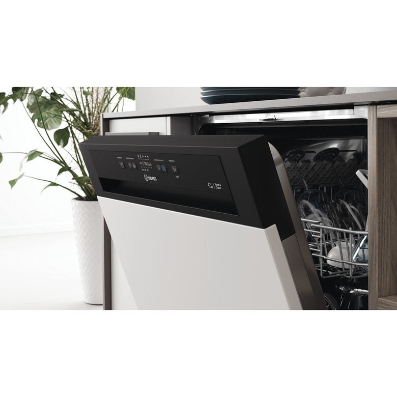 Indesit DBE 2B19 A B Lavastoviglie A scomparsa parziale 14 coperti F