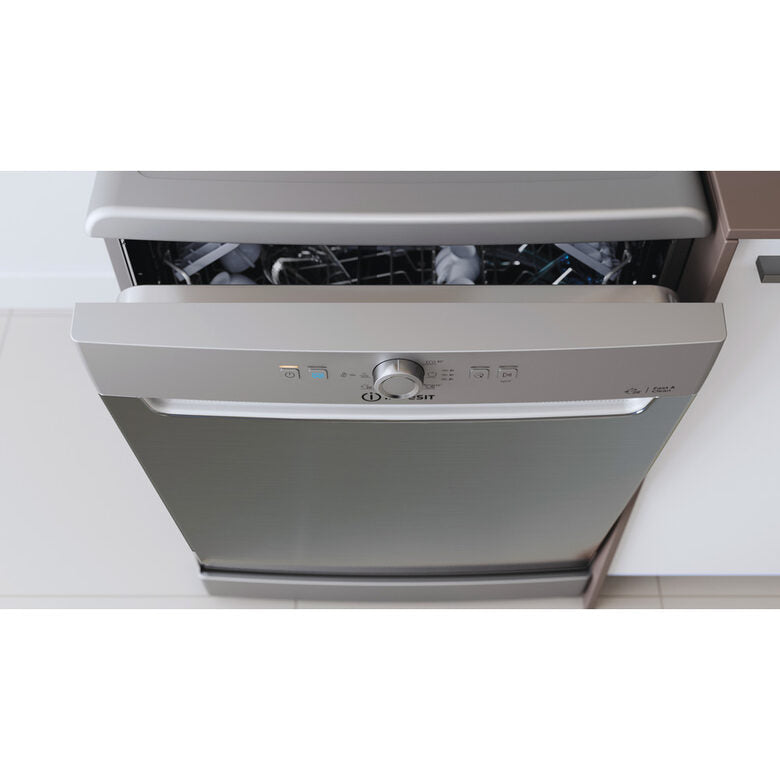 Indesit DFE 1B19 X Lavastoviglie Libera installazione 14 coperti F