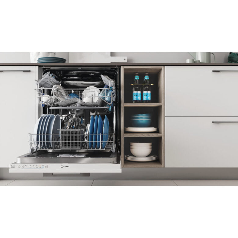 Indesit DIE 2B19 A Lavastoviglie a Incasso Scomparsa Totale 14 coperti F