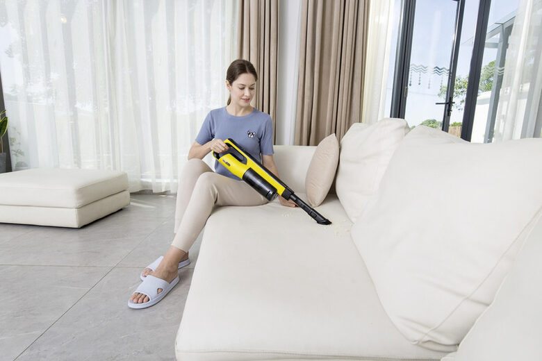 Kärcher VC 4s Cordless Plus Nero, Giallo Senza sacchetto