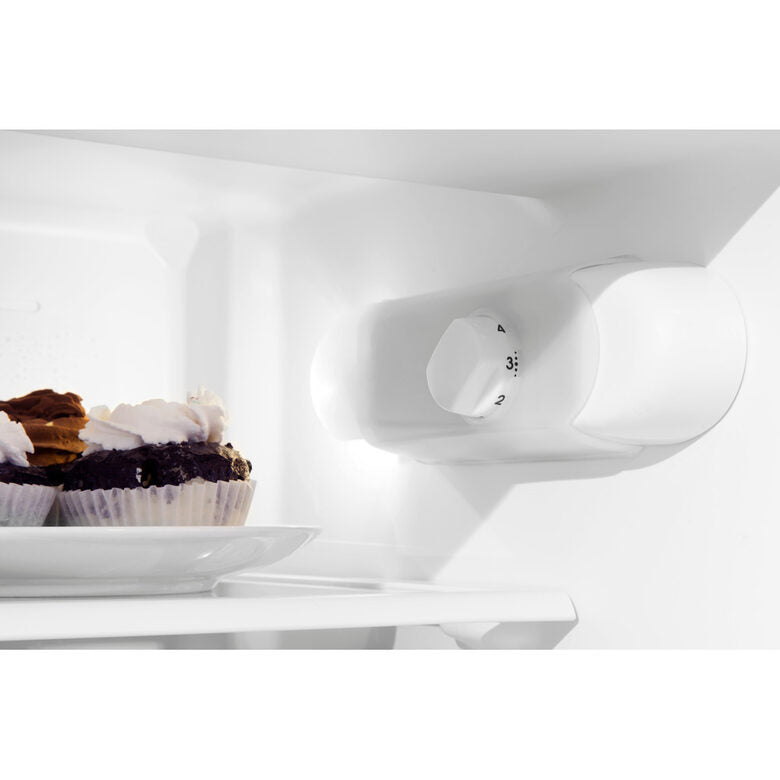 Indesit T 16 A1 D/I 1 frigorifero con congelatore Da incasso 239 L F Acciaio inossidabile