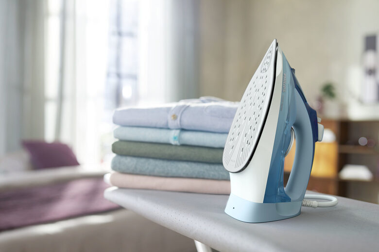 Philips 5000 series DST5030/20 ferro da stiro Ferro a vapore SteamGlide Plus 2400 W Blu