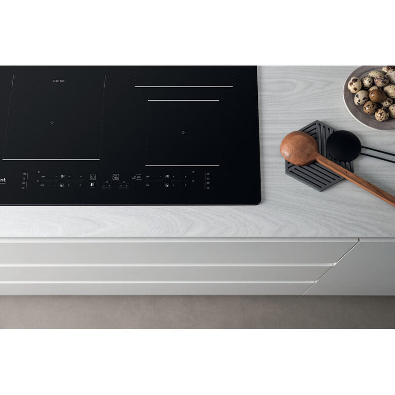 Hotpoint HB 3160C NE Nero Da incasso 59 cm Piano cottura a induzione 4 Fornello(i)