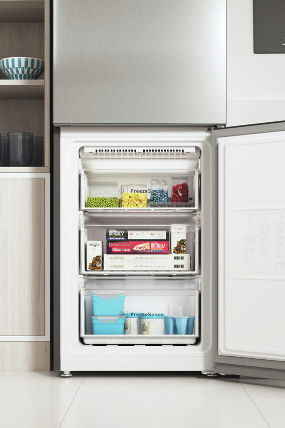 Indesit INFC8 TO32X frigorifero con congelatore Libera installazione 335 L E Acciaio inossidabile