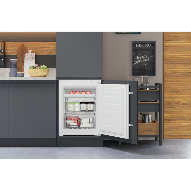 Hotpoint HAC18 T311 frigorifero con congelatore Da incasso 250 L F Bianco