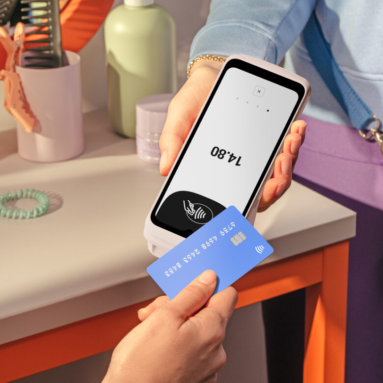 SumUp Terminal lettore di card readers USB Wi-Fi + 4G Bianco