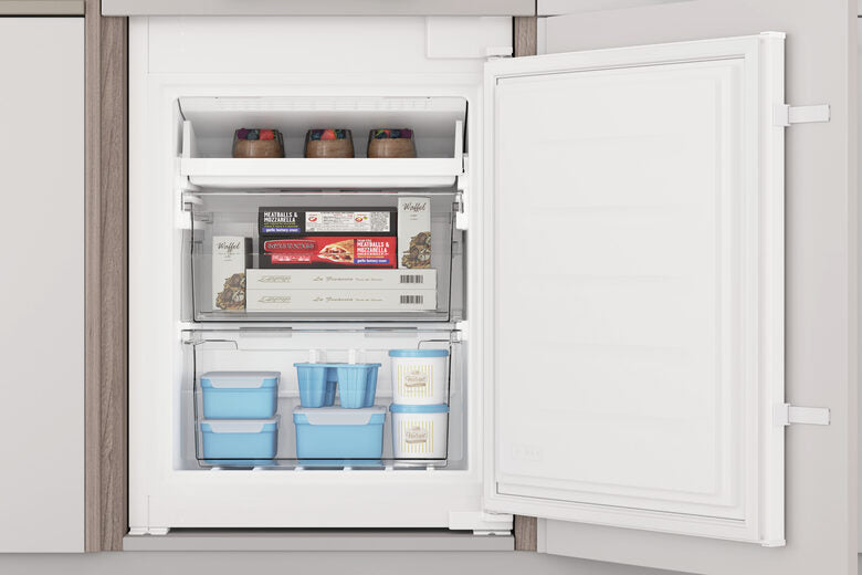Indesit INC18 T112 frigorifero con congelatore Da incasso 250 L E Bianco