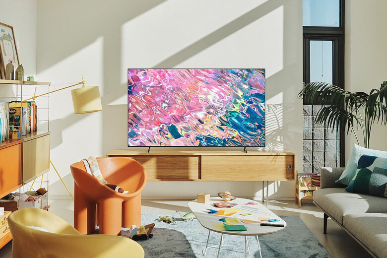 Samsung Series 6 TV QLED 4K 85” QE85Q60B Smart TV Wi-Fi Black, Quantum HDR, Ultra sottile, Colori Ultra luminosi, Suono dinamico