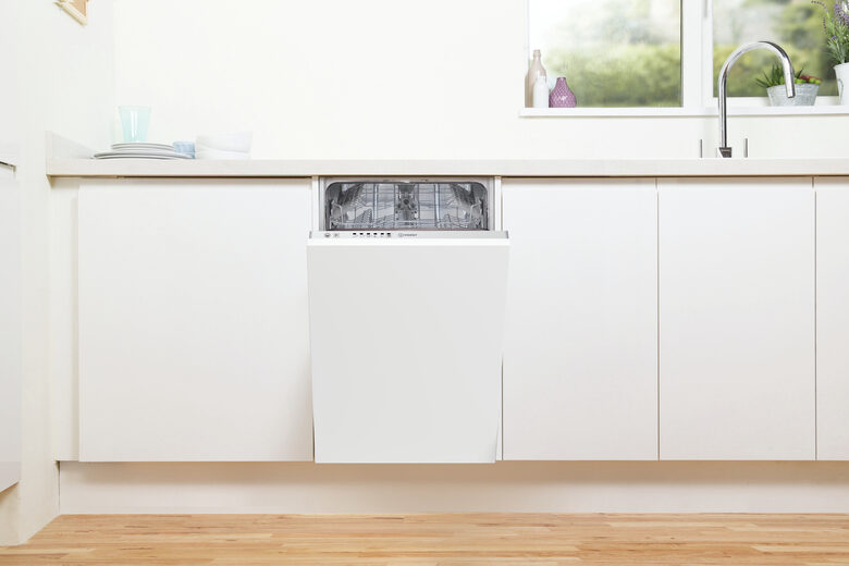 Indesit DI9E 2B10 Lavastoviglie a Incasso Scomparsa Totale 9 coperti F