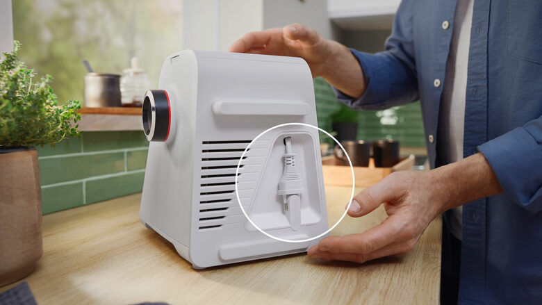 Bosch Serie 4 MFWS420W tritacarne 1300 W Bianco