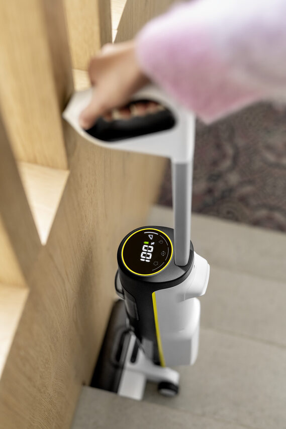 Kärcher FCV 4 Dry Pet & Home Aspirapolvere 3-in-1 Batteria Secco e bagnato Senza sacchetto Nero