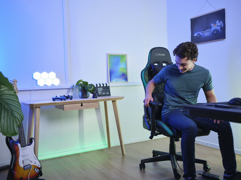 Trust GXT 716 Rizza Sedia per gaming universale Sedia tappezzata Nero