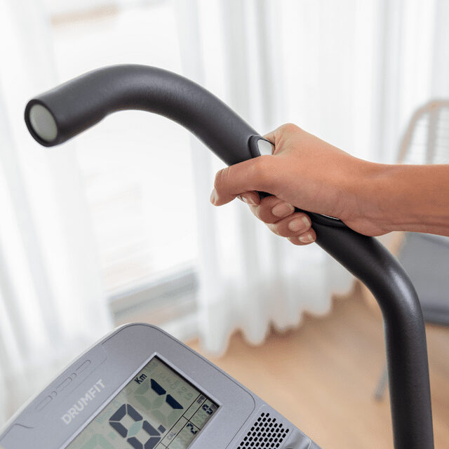 Cecotec Elliptical 8000 Magno Bicicletta ellittica a resistenza magnetica con 8 livelli regolabili manualmente.