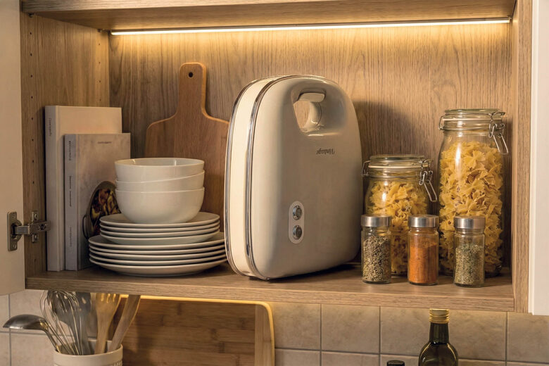 Ariete Linea Vintage 1963 Sandwich Maker Vintage, Piastra elettrica per toast, Sandwich e panini, 750W, Piastre fisse grill, Rivestimento antiaderente, Posizione e riponimento verticale, Beige
