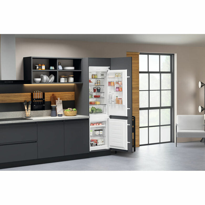 Hotpoint HAC18 T112 frigorifero con congelatore Da incasso